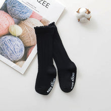 Load image into Gallery viewer, Newborn Baby Girls Tights Winter Baby Stockings Bow Cotton Lace Knee High Long Tube Tights  Princess Infant Newborn Pantyhose